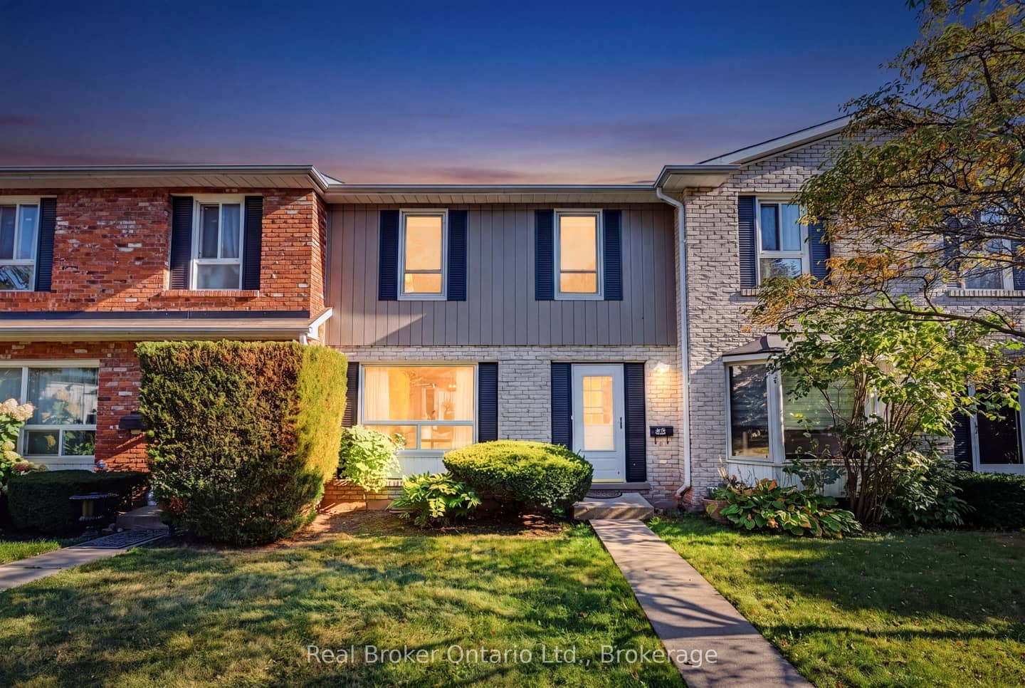 5475 Lakeshore Unit Road 54, Burlington, ON L7L 1E1