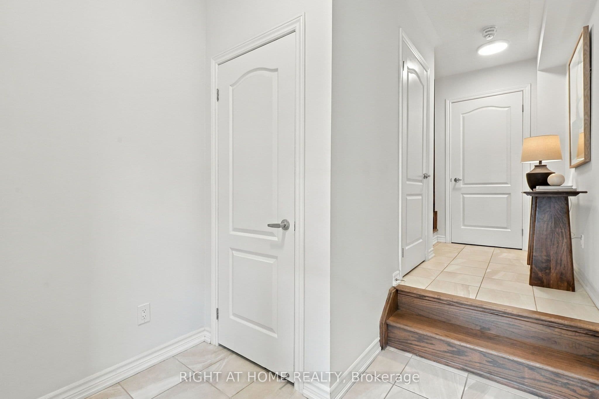 3048 Blacktusk Common, Oakville, ON L6H 0R9
