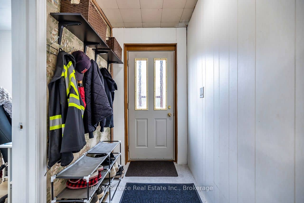 4045 Highway 2, Clarington, ON L1B 0R4