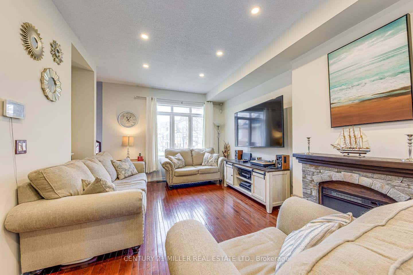3117 Joel Kerbel Place, Mississauga, ON L4Y 0B1