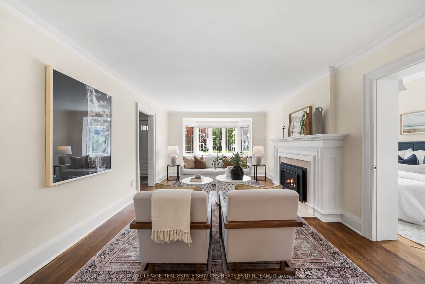 112 Southvale Drive, Toronto, ON M4G 1G7