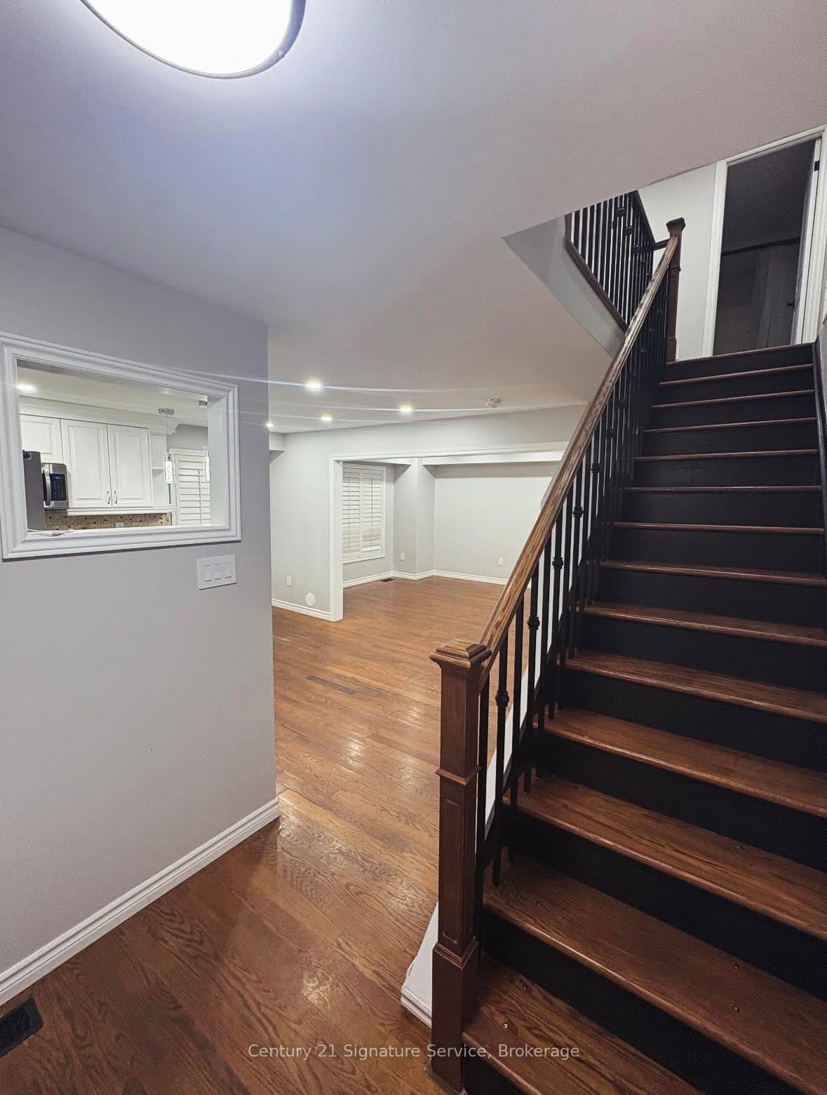 28 Homeland Court Upper, Brampton, ON L6S 1R8