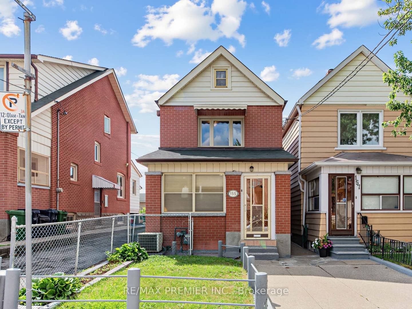 155 Ascot Avenue, Toronto, ON M6E 1G5