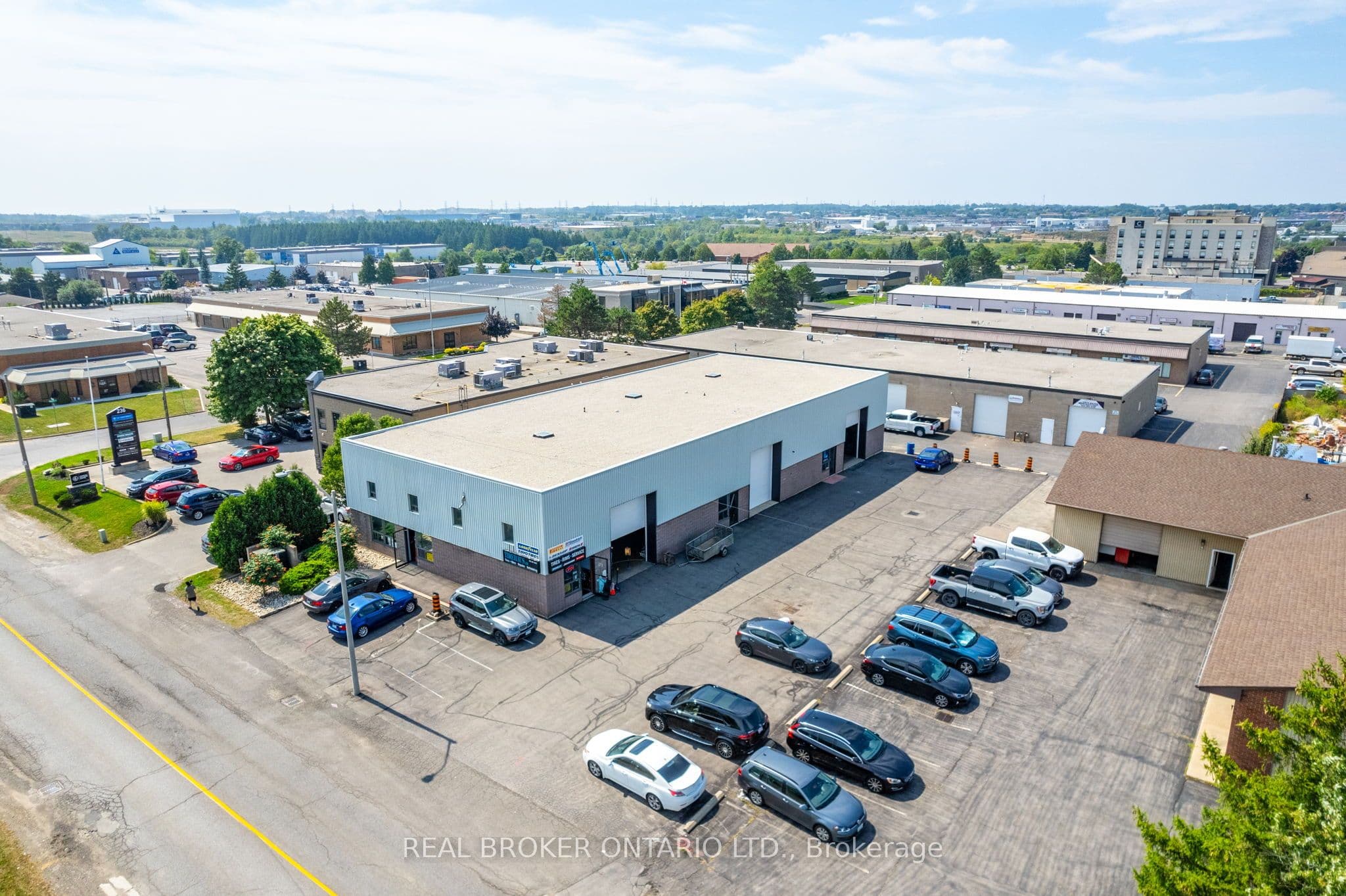 230 Pritchard Road, Hamilton, ON L8W 3P7