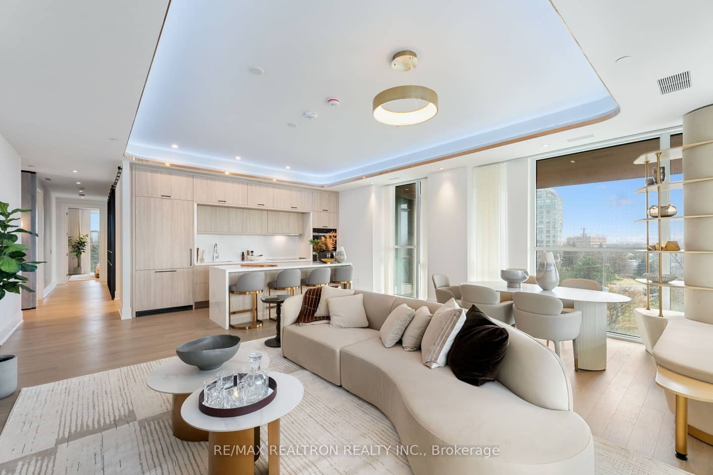 399 Royal Orchard Boulevard 418, Markham, ON L3T 0H3
