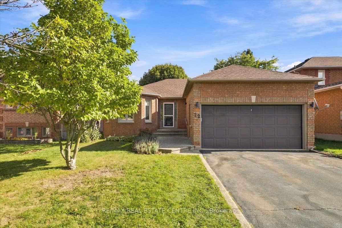 22 Birchway Place, Halton Hills, ON L7J 2X4