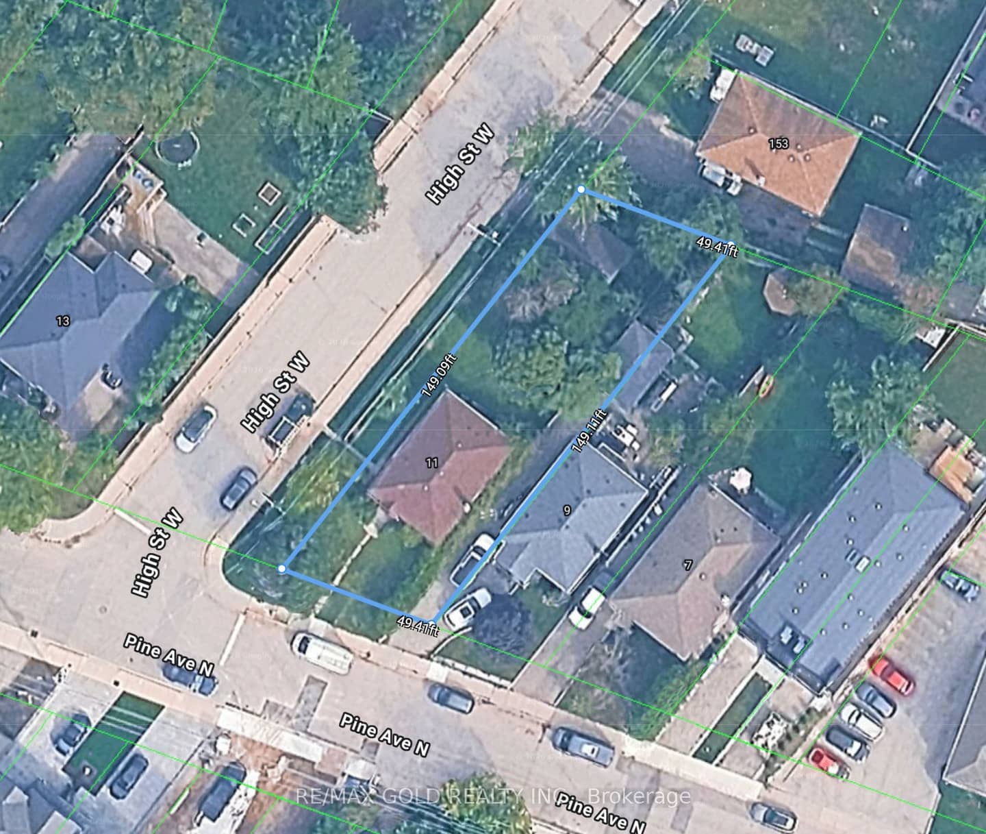 11 Pine Avenue N, Mississauga, ON L5H 2P7