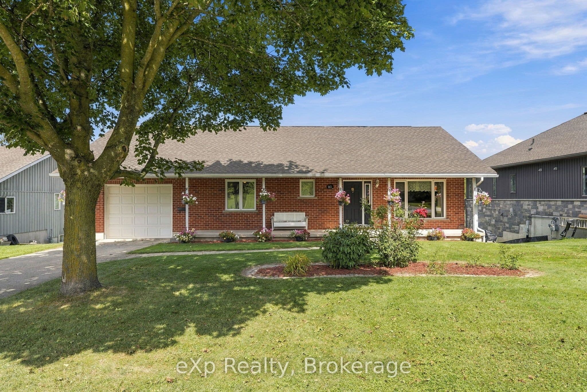 21 Andrew Street, South Bruce, ON N0G 2S0