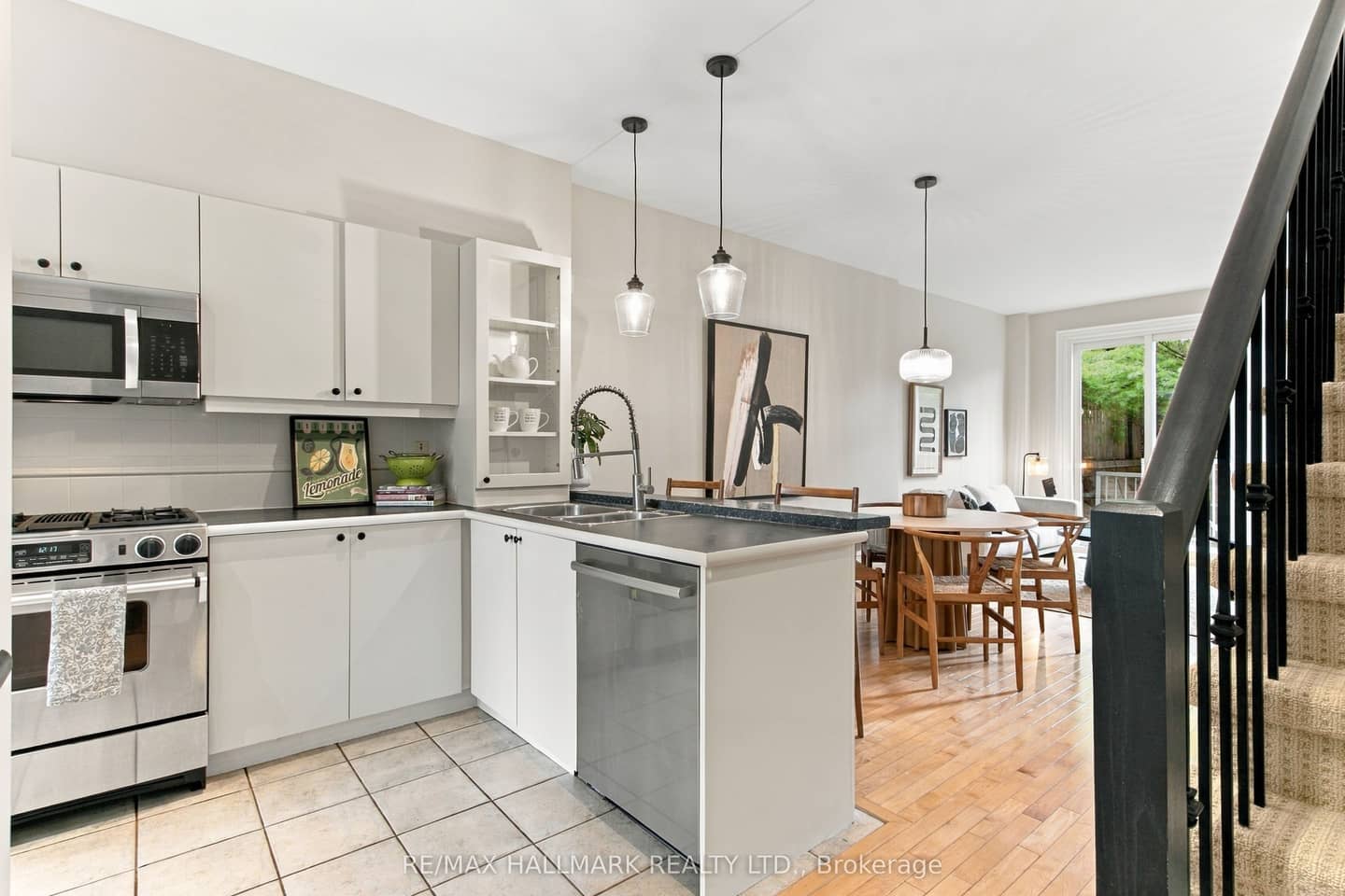 23 Macphail Avenue, Toronto, ON M4K 4A1