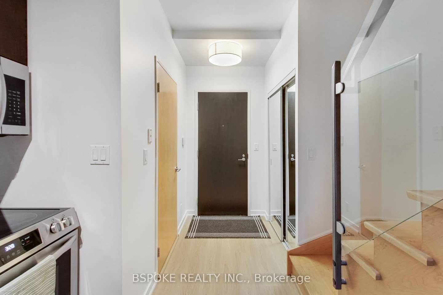 1005 King Street W 132, Toronto, ON M6K 3M8