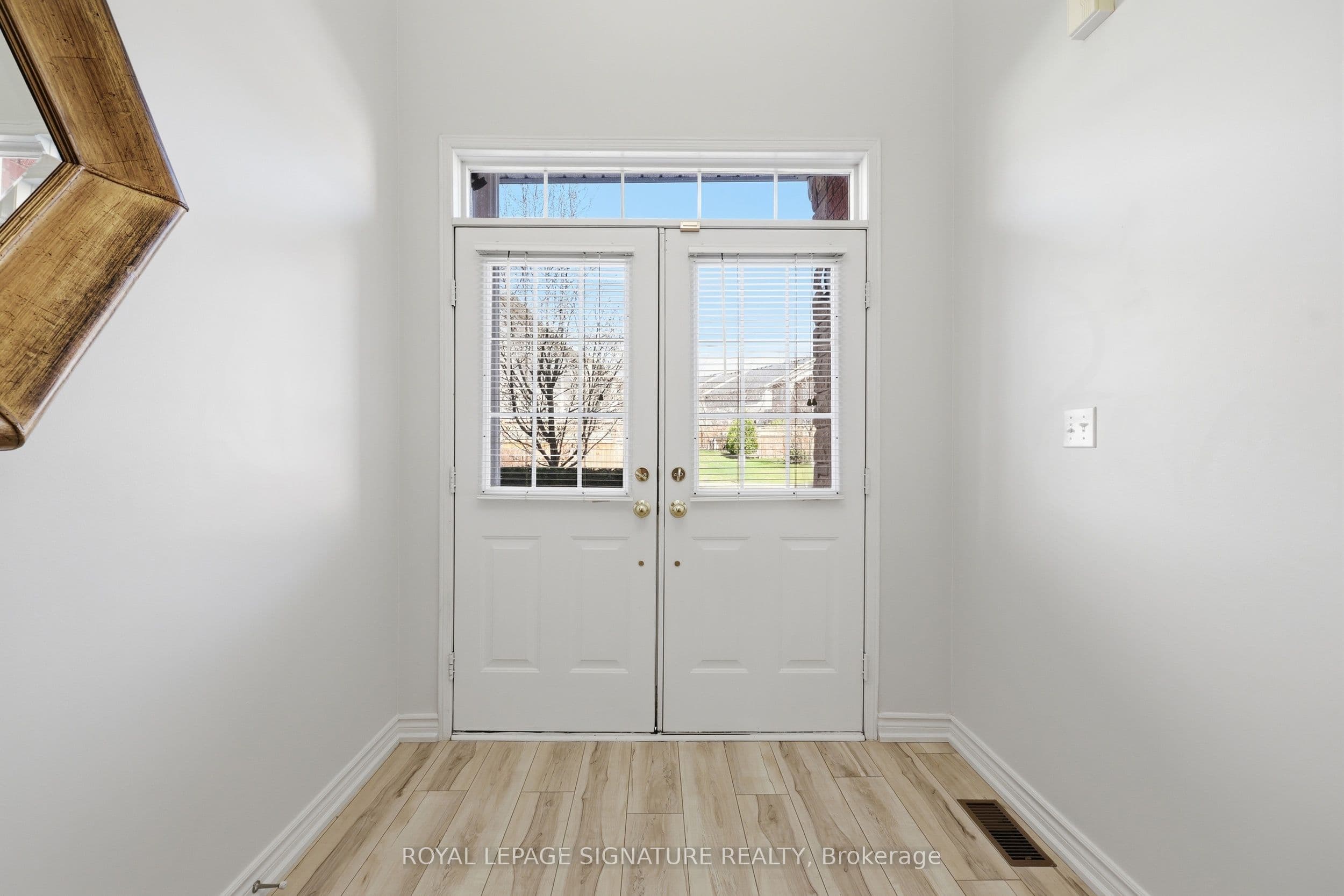 470 Faith Drive 62, Mississauga, ON L5R 4E9