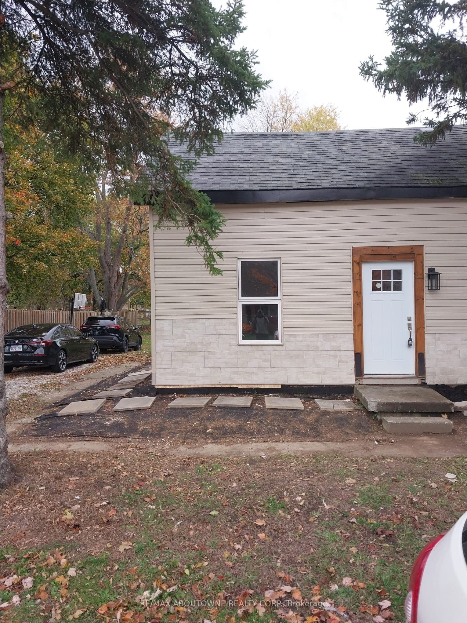 1071 SOUTHCOTE Road, Hamilton, ON L9G 3L1