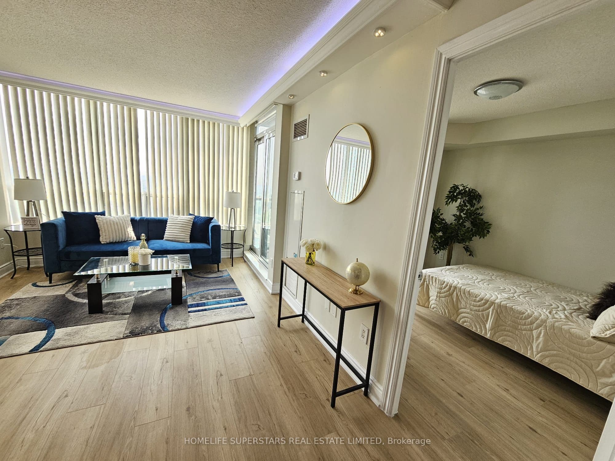 60 Brian Harrison Way 2109, Toronto, ON M1P 5J5