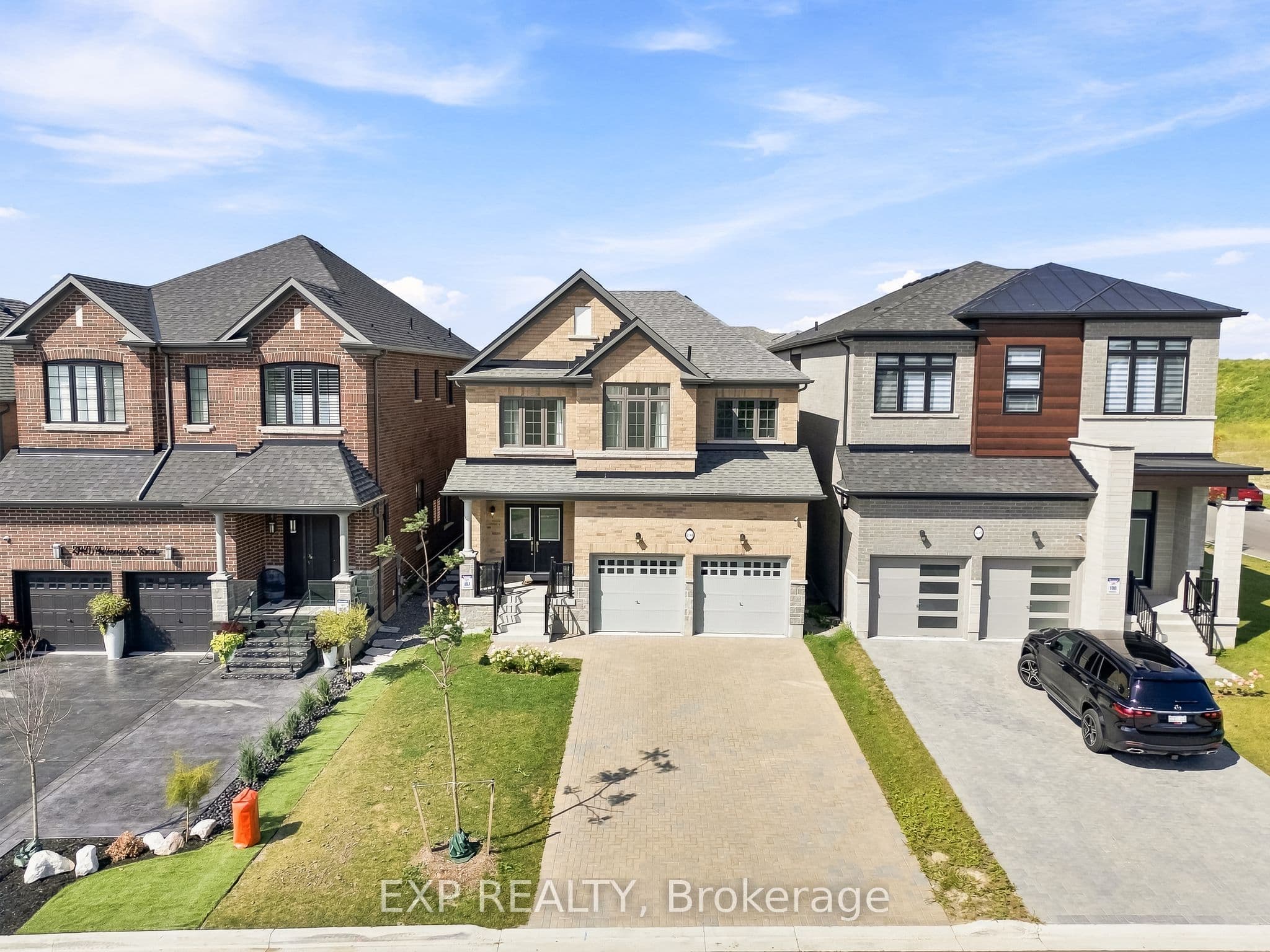 2144 Hallandale Street, Oshawa, ON L1L 0T8