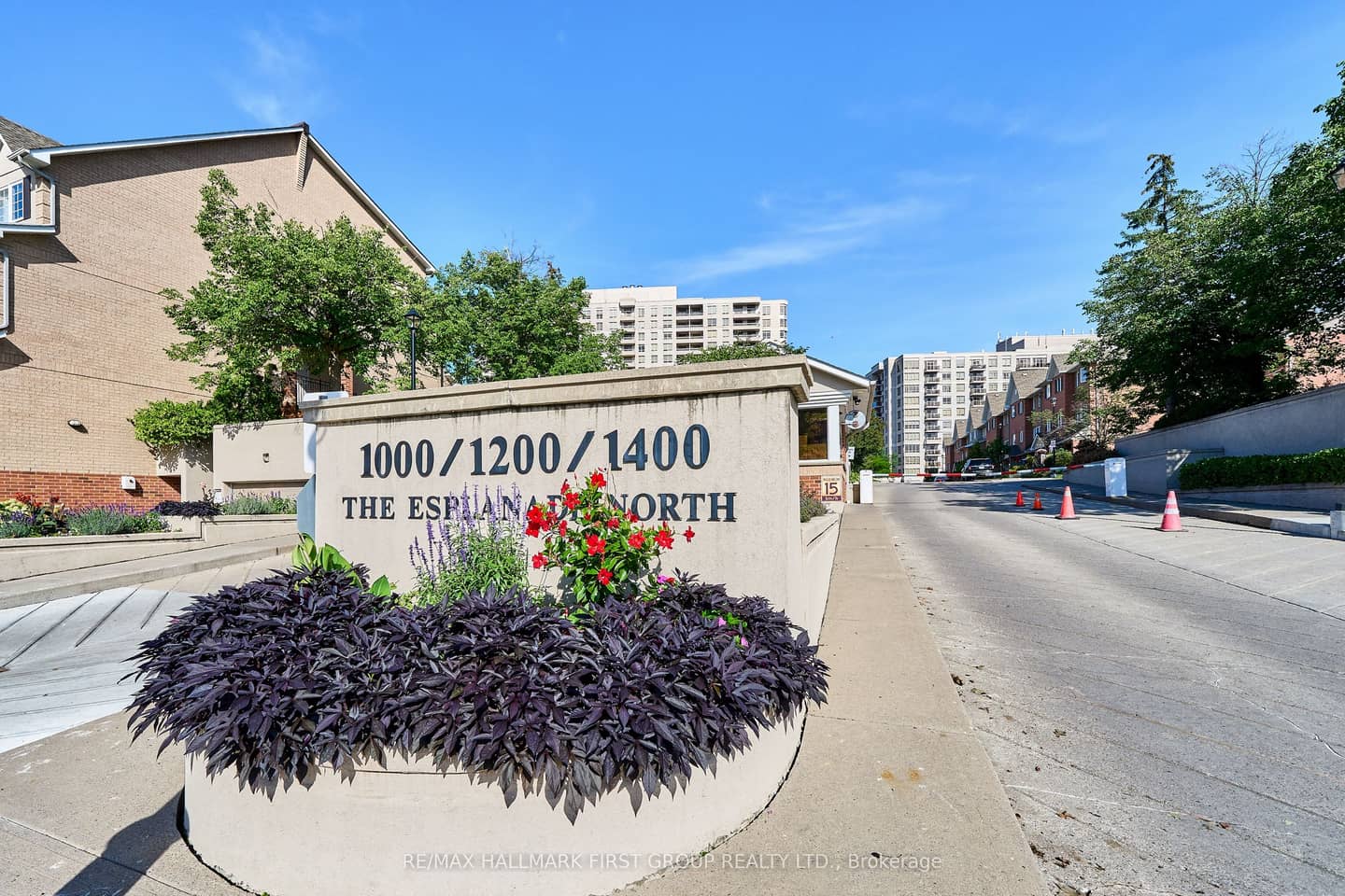 1000 The Road N 1411, Pickering, ON L1V 6V4