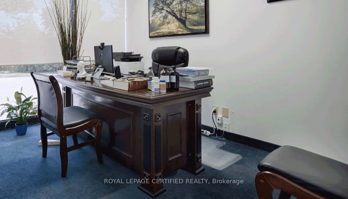 3049 Kingston Road, Toronto, ON M1M 3W1
