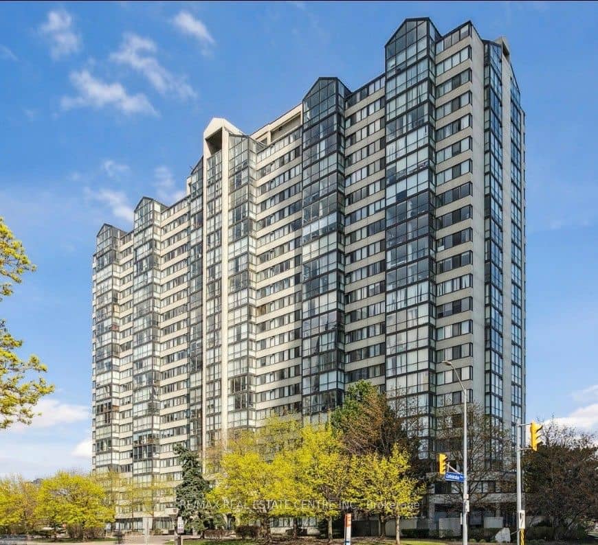 350 Webb Drive 411, Mississauga, ON L5B 3W4
