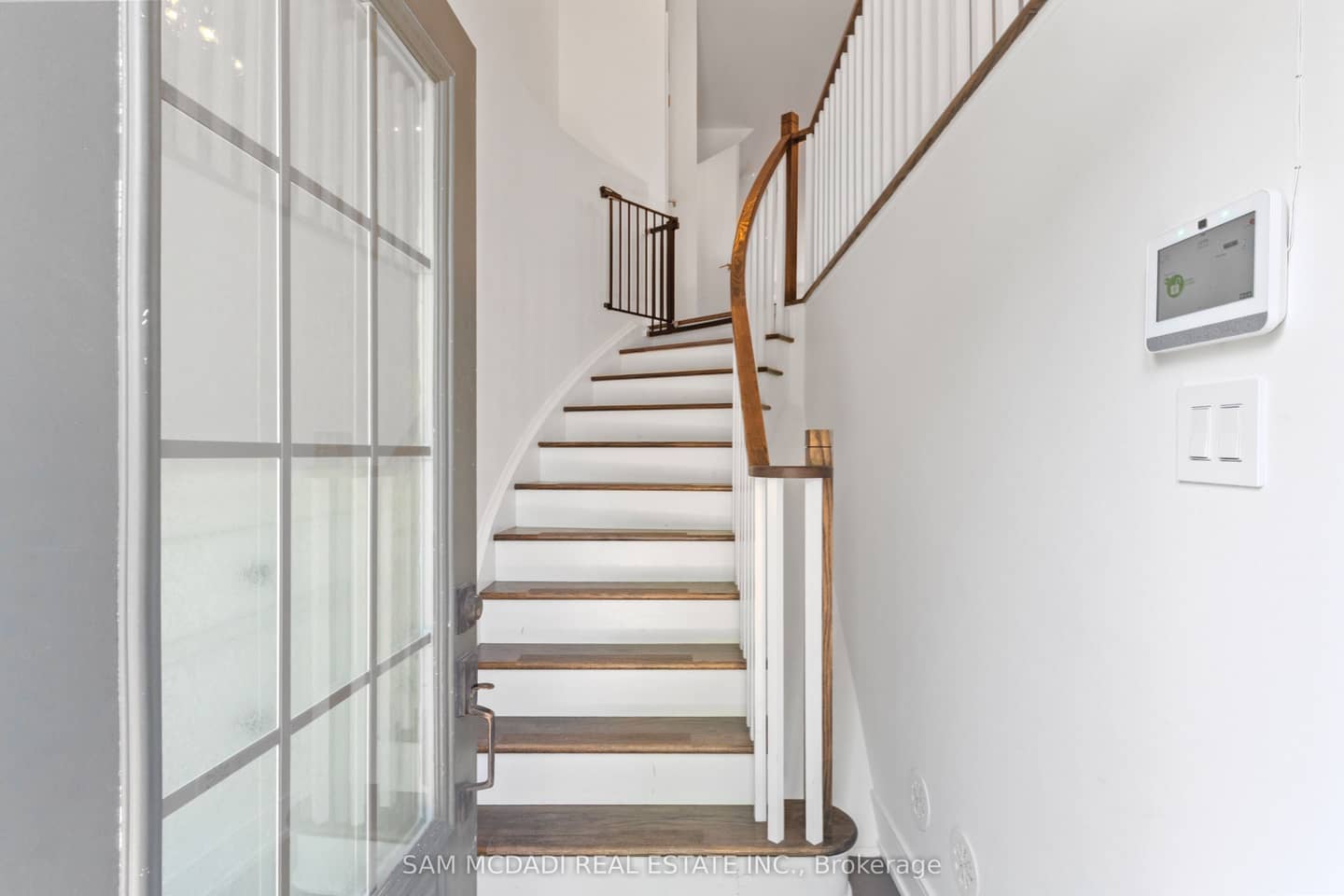 1120 Beachcomber Road, Mississauga, ON L5G 0B5