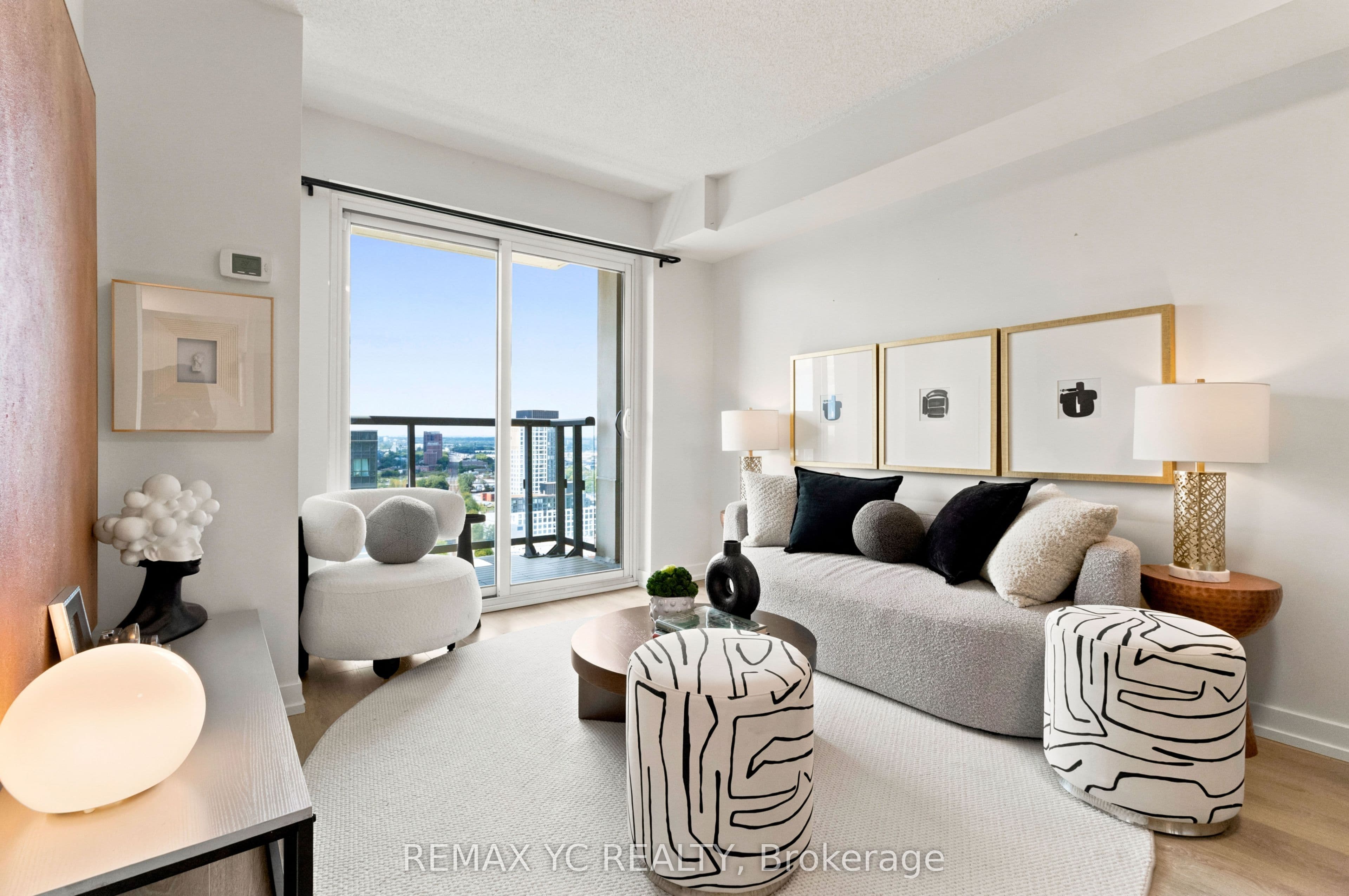 1410 Dupont Street 2408, Toronto, ON M6H 0B6