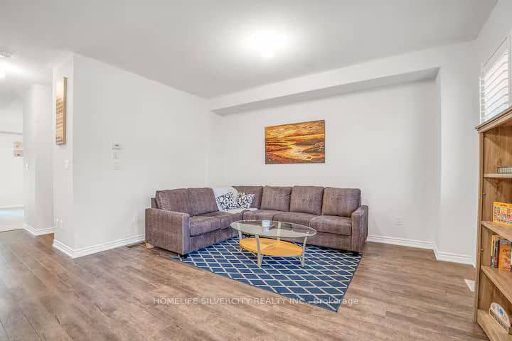 43 Honey Crisp Lane, Clarington, ON L1C 7H7