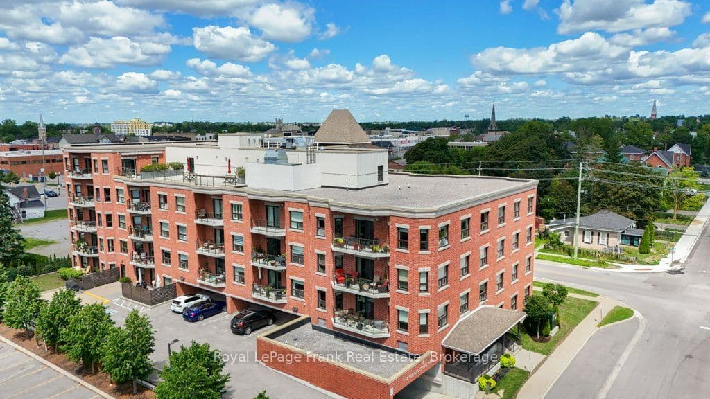 58 Glenelg Street W 103, Kawartha Lakes, ON K9V 0M9