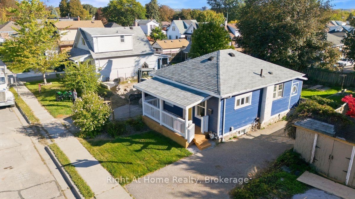 349 Kingsdale Avenue, Oshawa, ON L1G 5H4