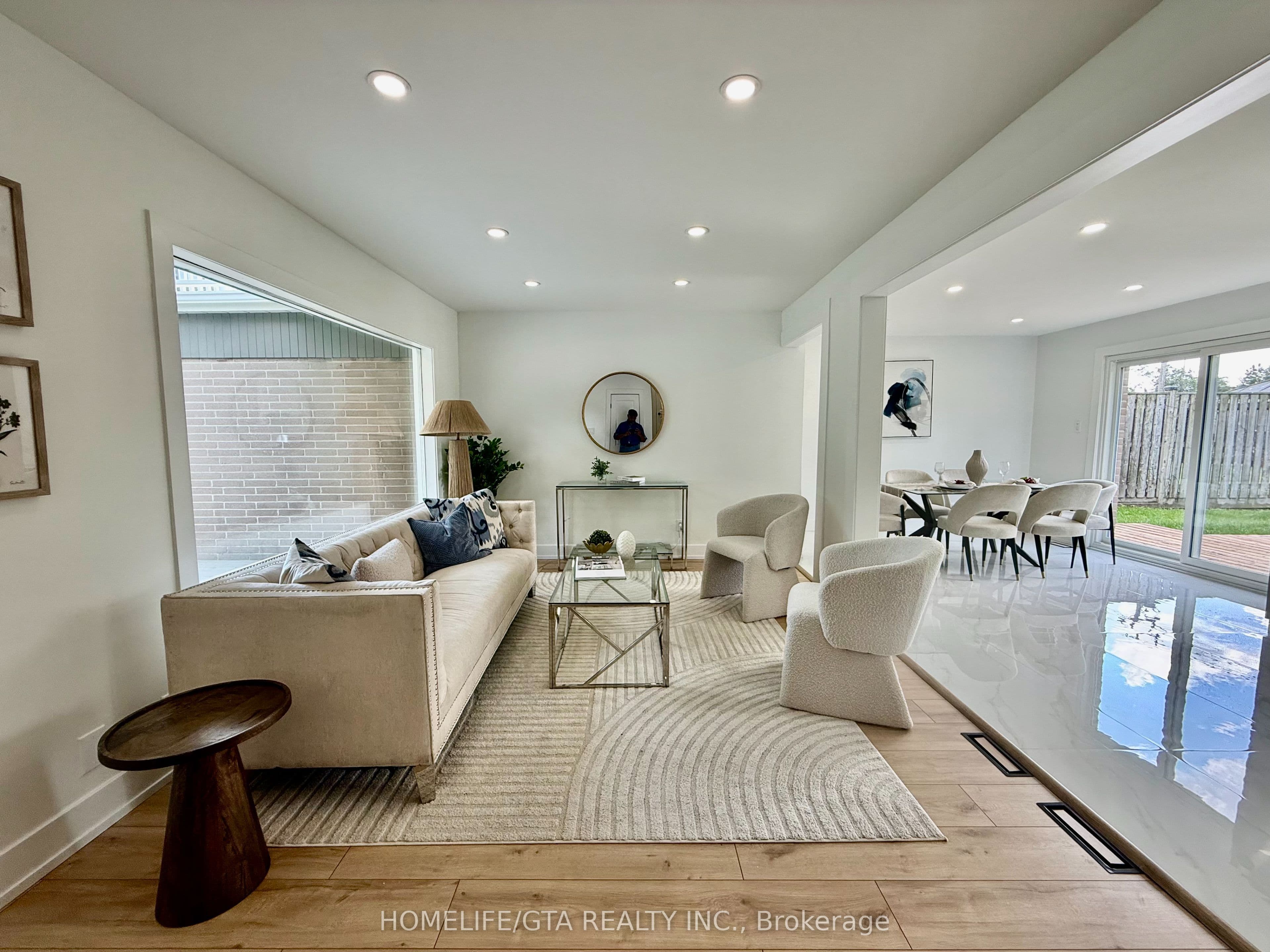 14 Heatherwood Road, Ajax, ON L1S 2K7