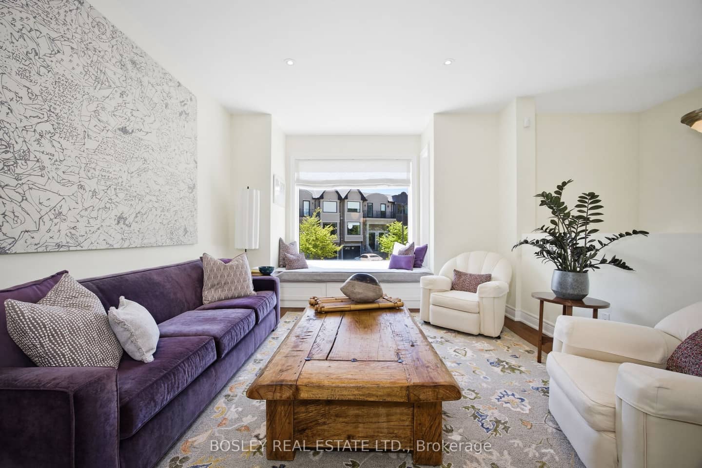 17 Matthew Court, Toronto, ON M9B 0C1