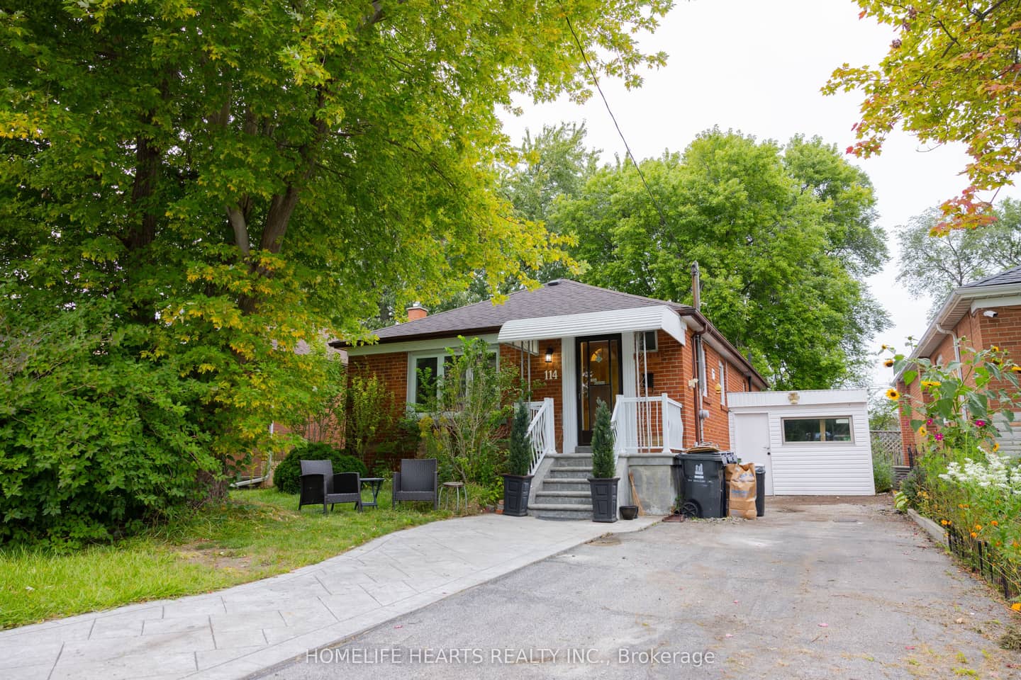114 Chillery Avenue, Toronto, ON M1K 4T4