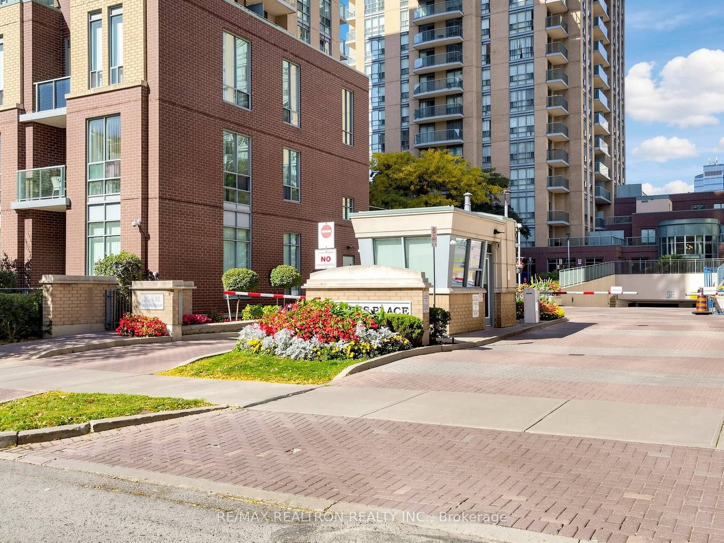 20 Olive Avenue LPH03, Toronto, ON M2N 4N5