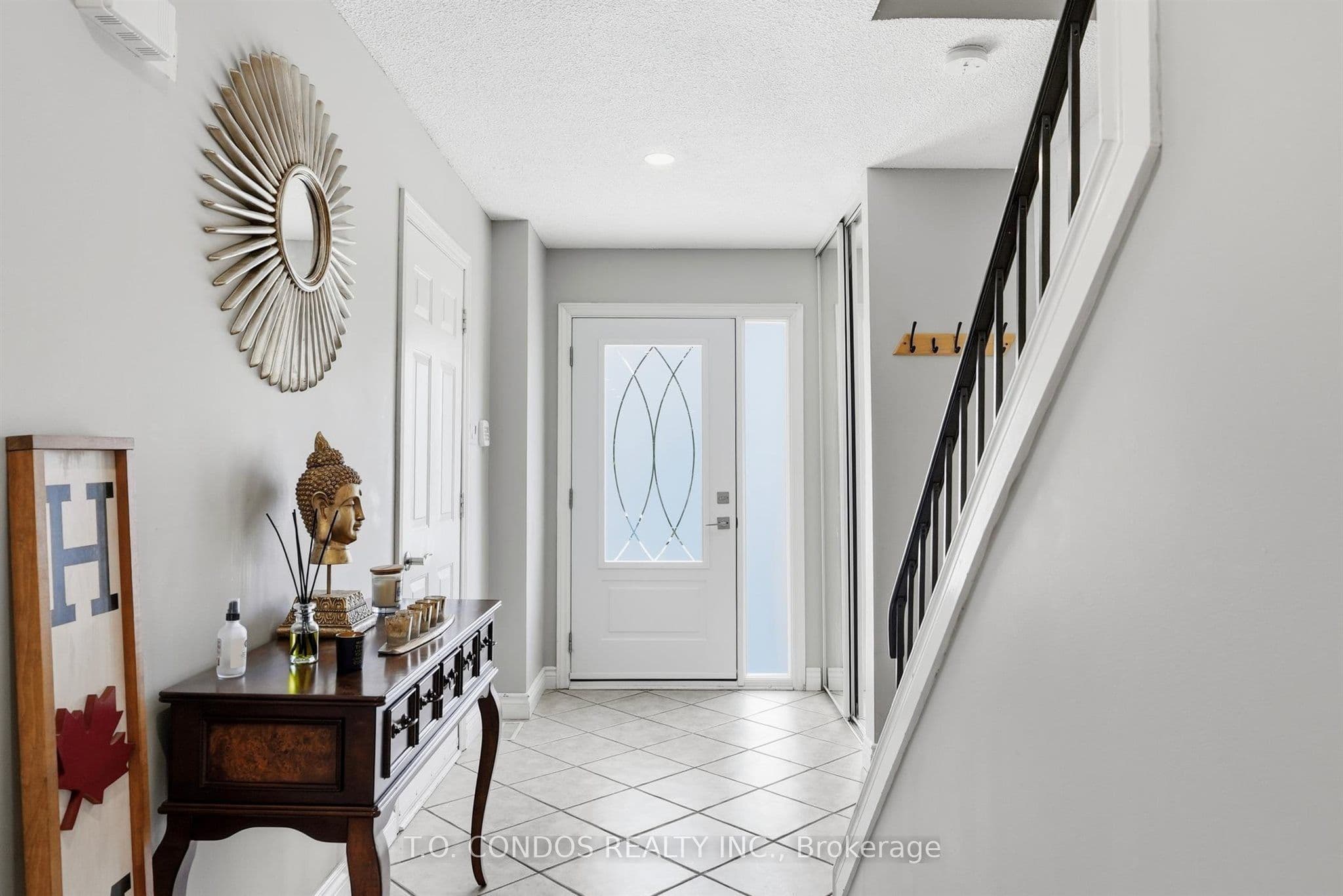 2843 Arvida Circle, Mississauga, ON L5N 1R4