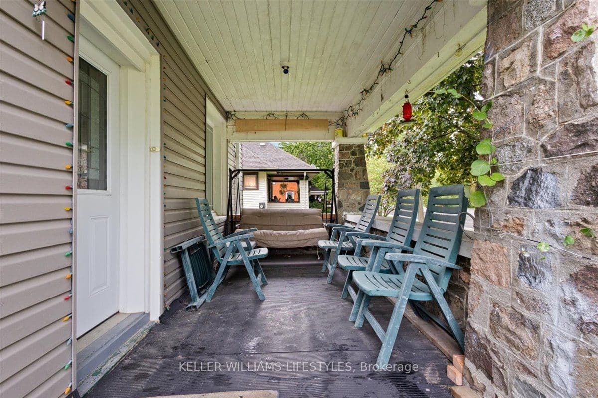 61 Main Street W, Chatham-Kent, ON N0P 1T0