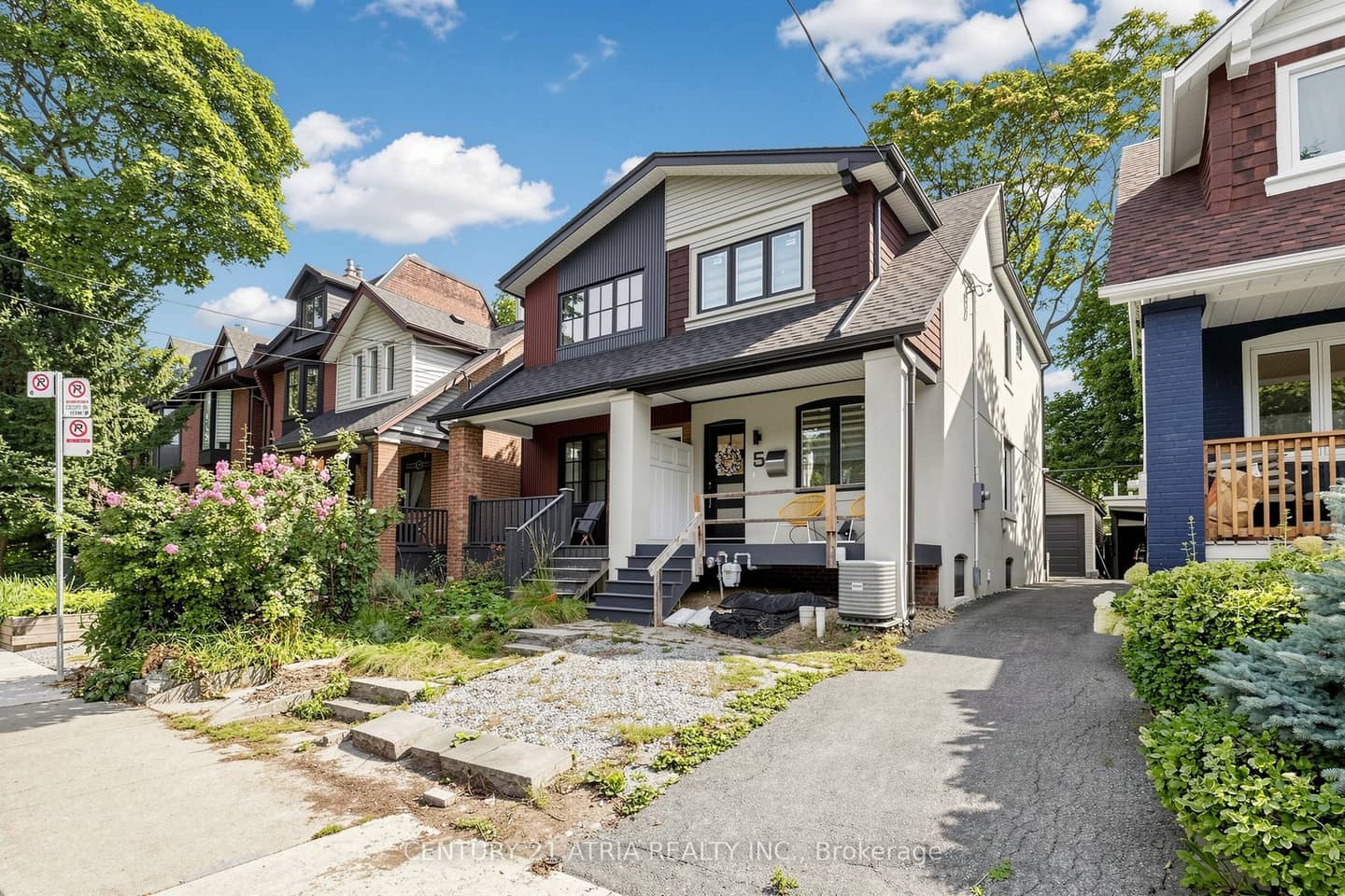 5 Bertmount Avenue, Toronto, ON M4M 2X8