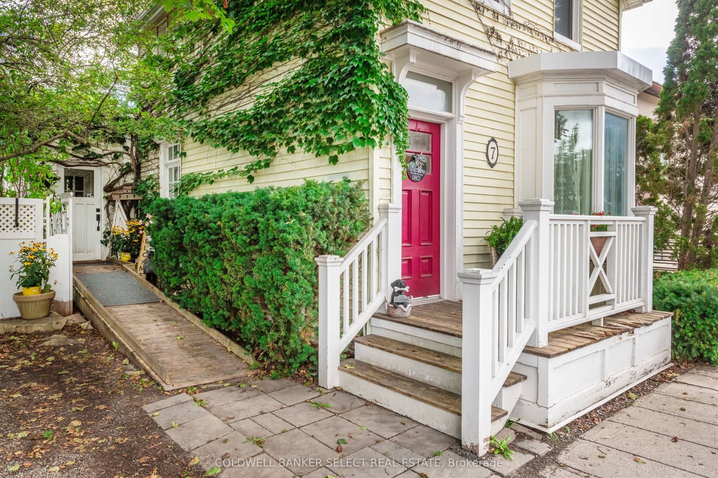 7 Chapel Street, Caledon, ON L7E 1C2