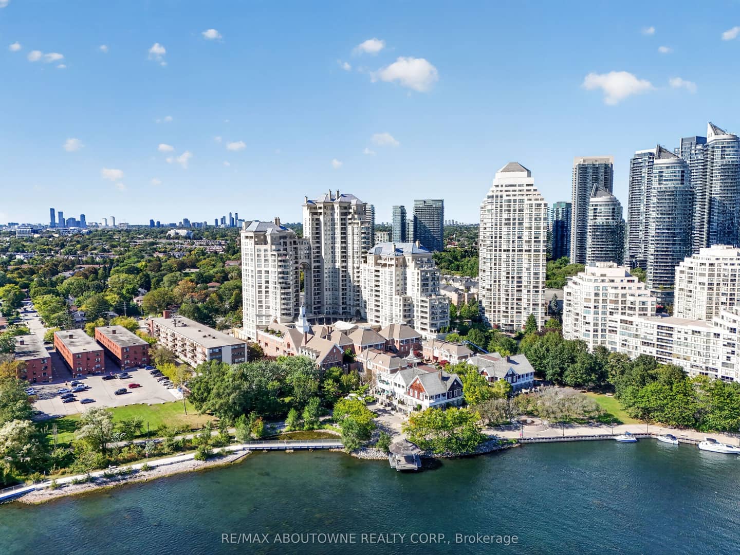 2287 Lake Shore Road W 301, Toronto, ON M8V 3Y1