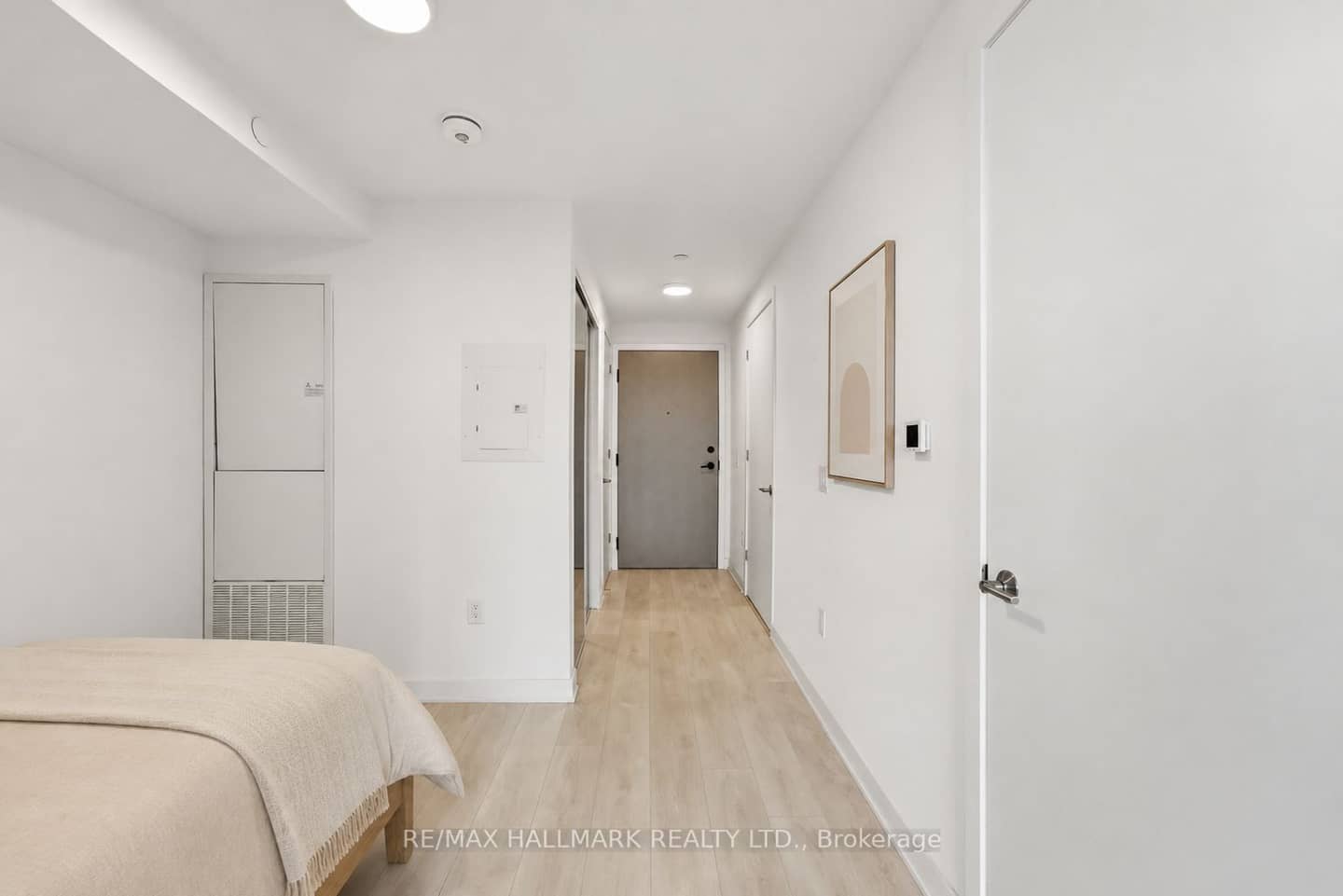 130 River Street 1306, Toronto, ON M5A 0R8