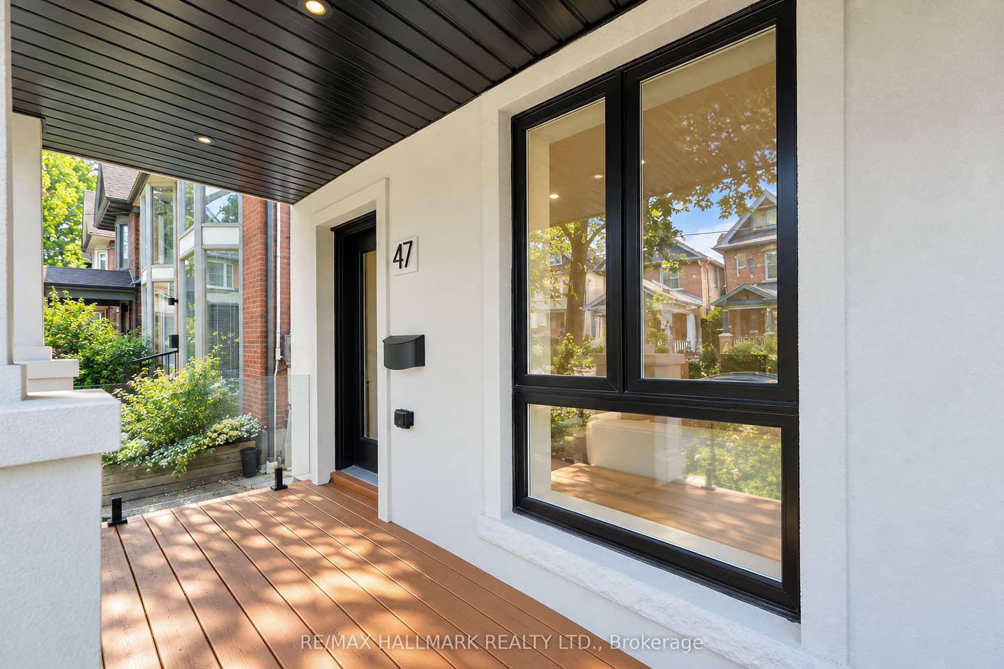 47 Harcourt Avenue, Toronto, ON M4J 1J3