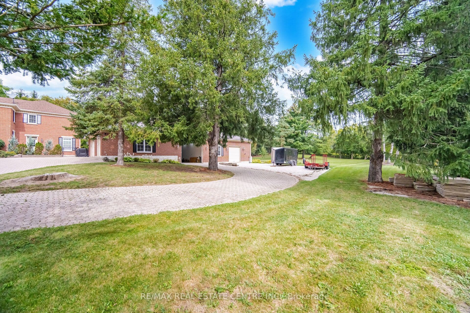 10245 OLD PINE CREST Road, Brampton, ON L0P 1K0