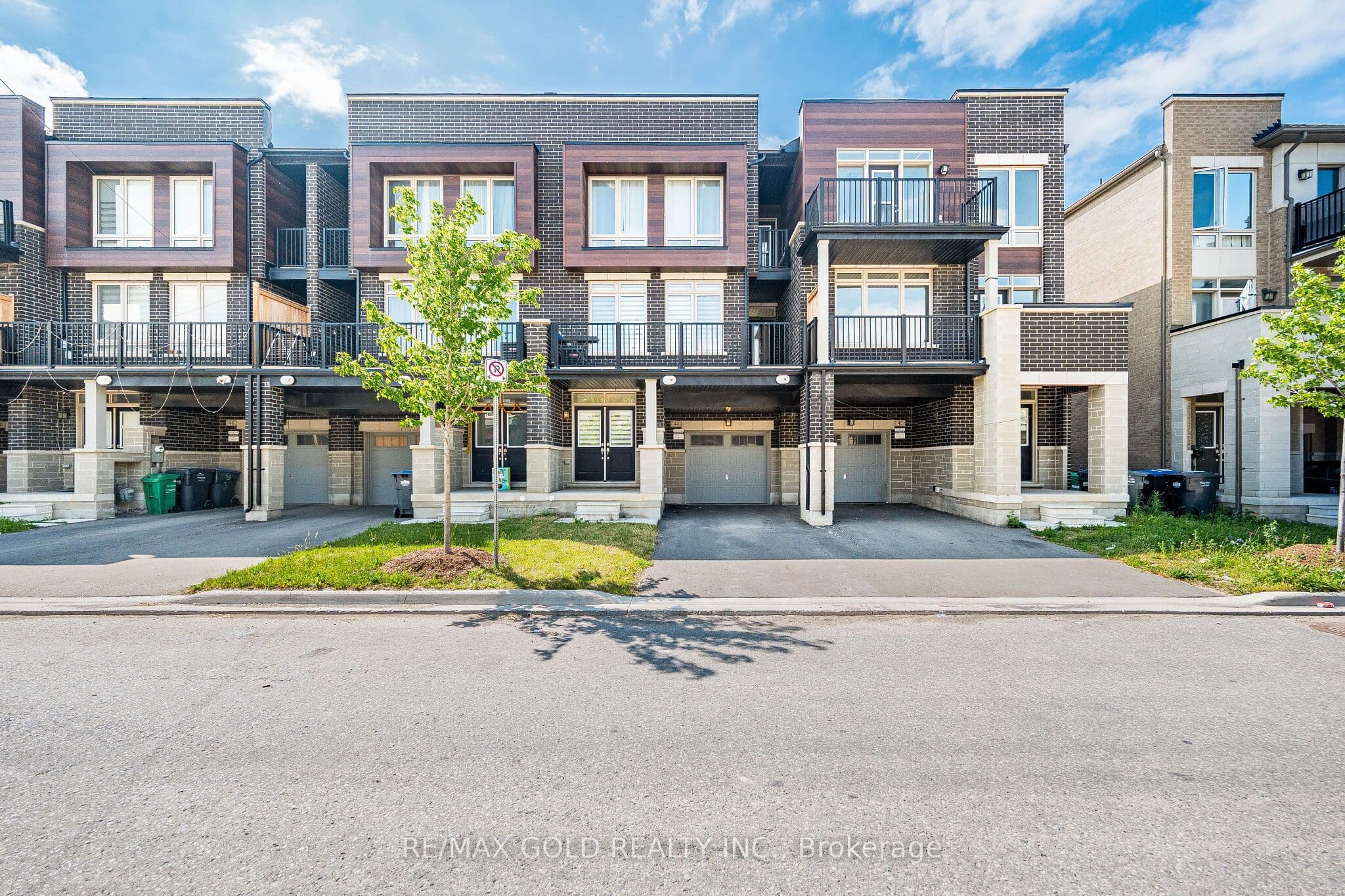44 Donald Ficht Crescent, Brampton, ON L7A 5H6