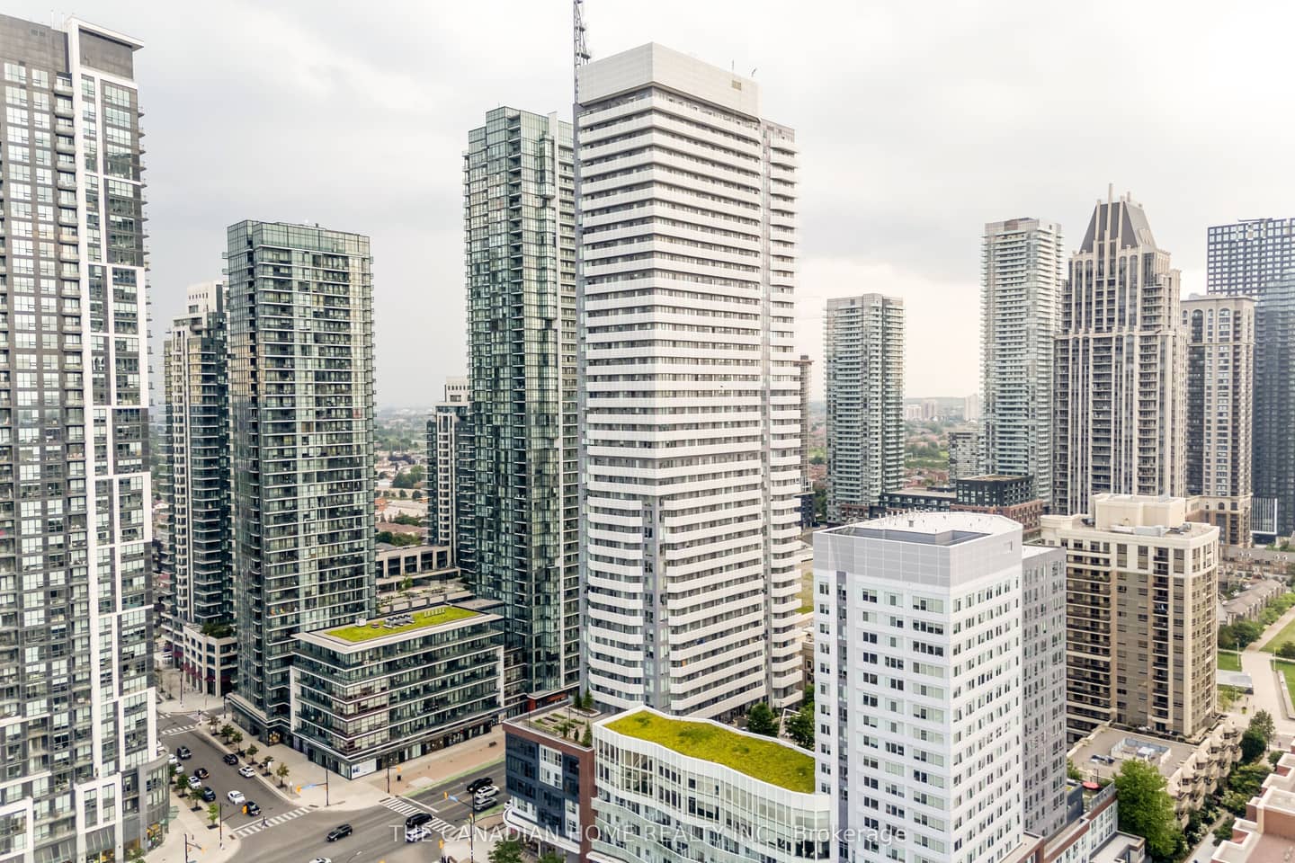 4065 Confederation Parkway 1412, Mississauga, ON L5B 0L4