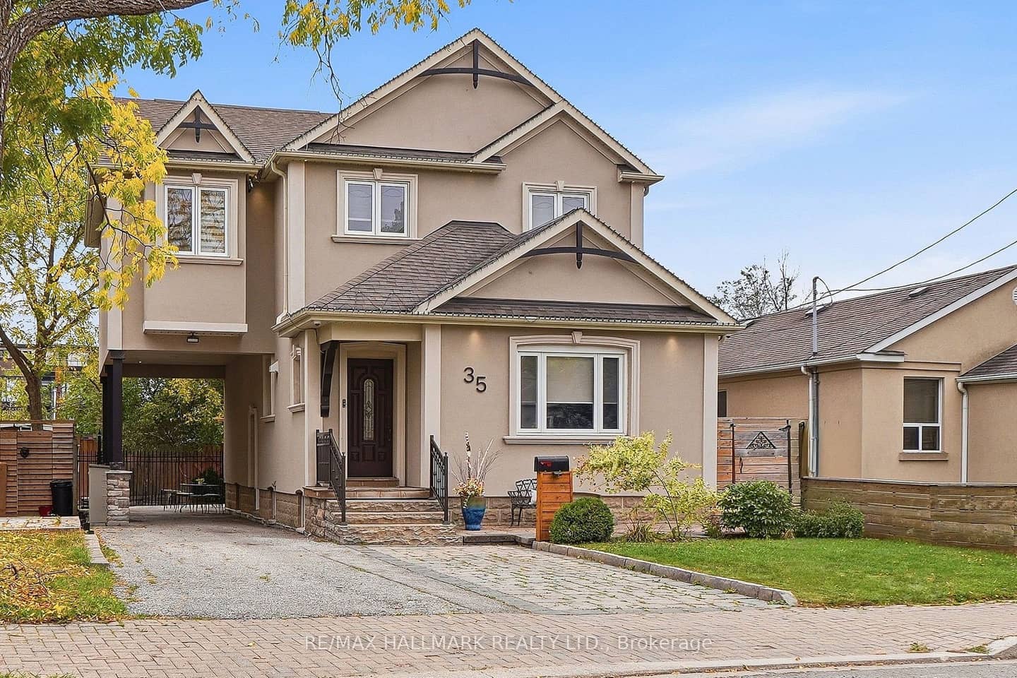 35 Rainbow Drive, Vaughan, ON L4L 2K3