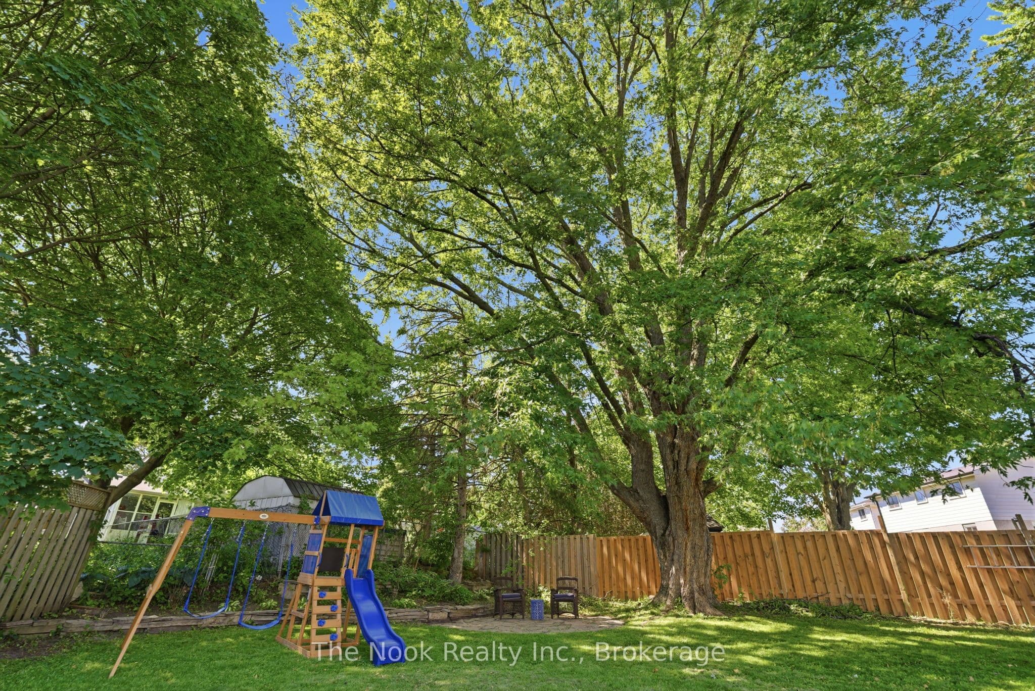 30 Deerpark Crescent, Clarington, ON L1C 3M3