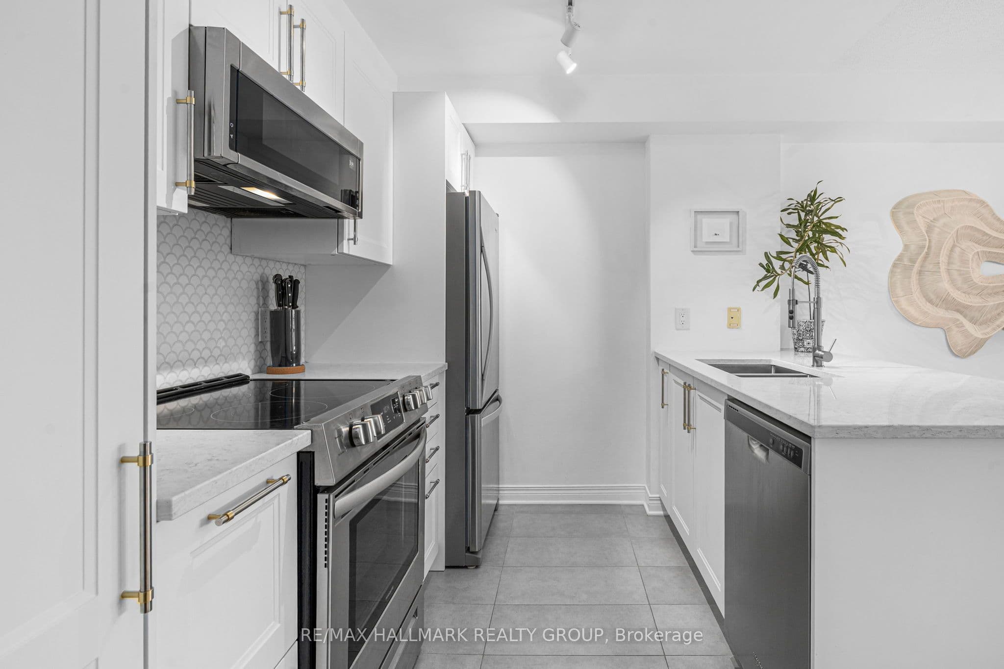 429 Somerset Street W 511, Ottawa Centre, ON K2P 2P5