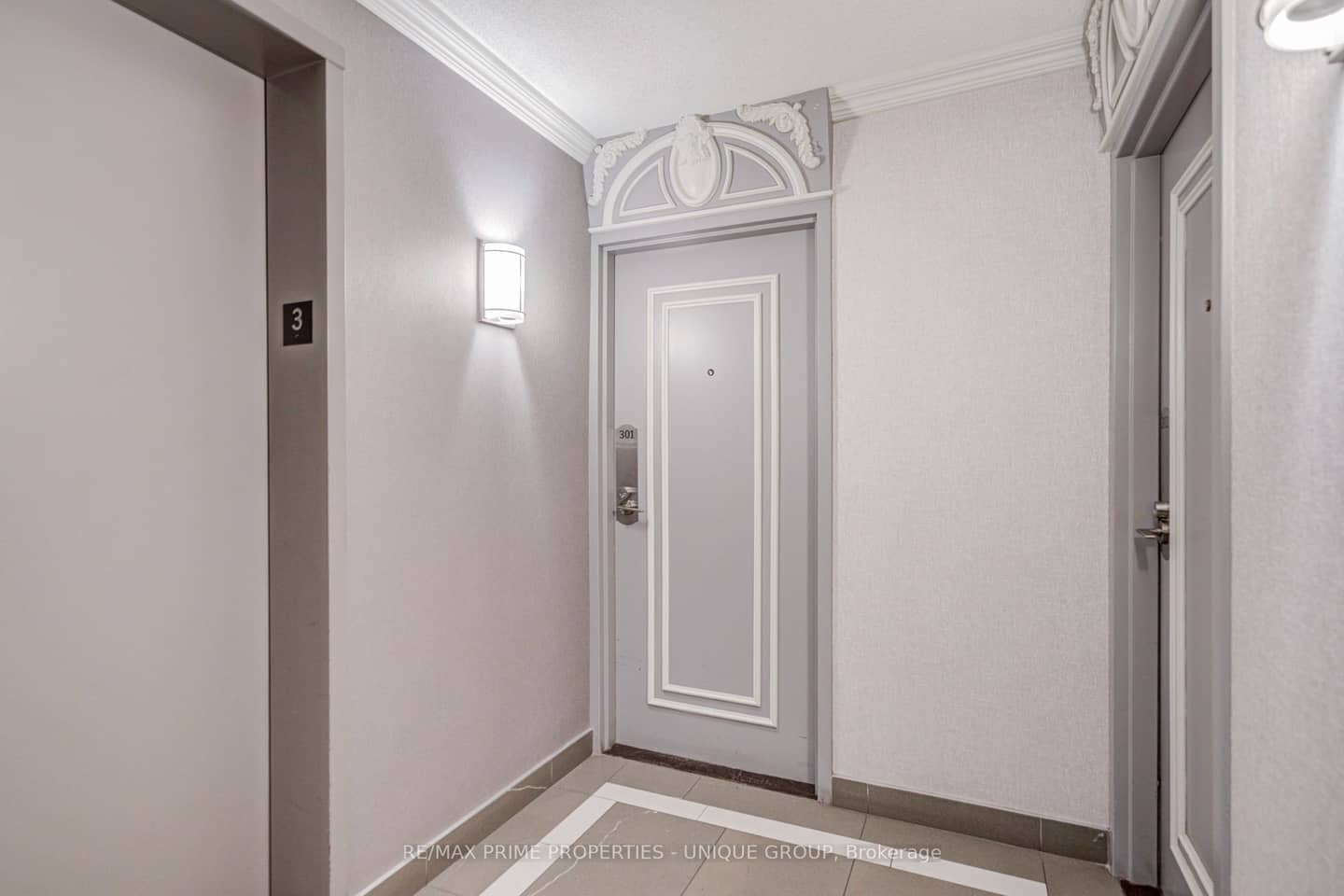 250 Queens Quay W 301, Toronto, ON M5J 2N2