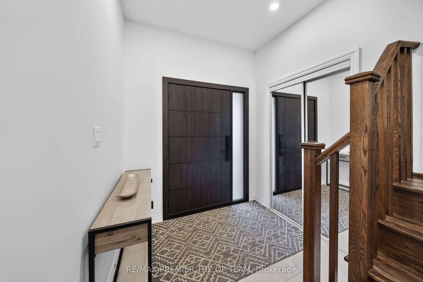 233 Vivant Street, Newmarket, ON L3X 0K9