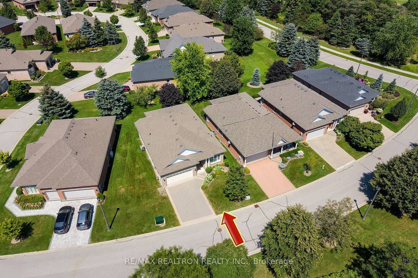 14 Hagen Hollow, Whitchurch-Stouffville, ON L4A 1N3
