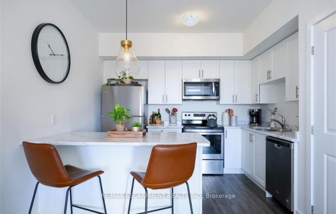 261 SKINNER Road 14, Hamilton, ON L8B 1W6