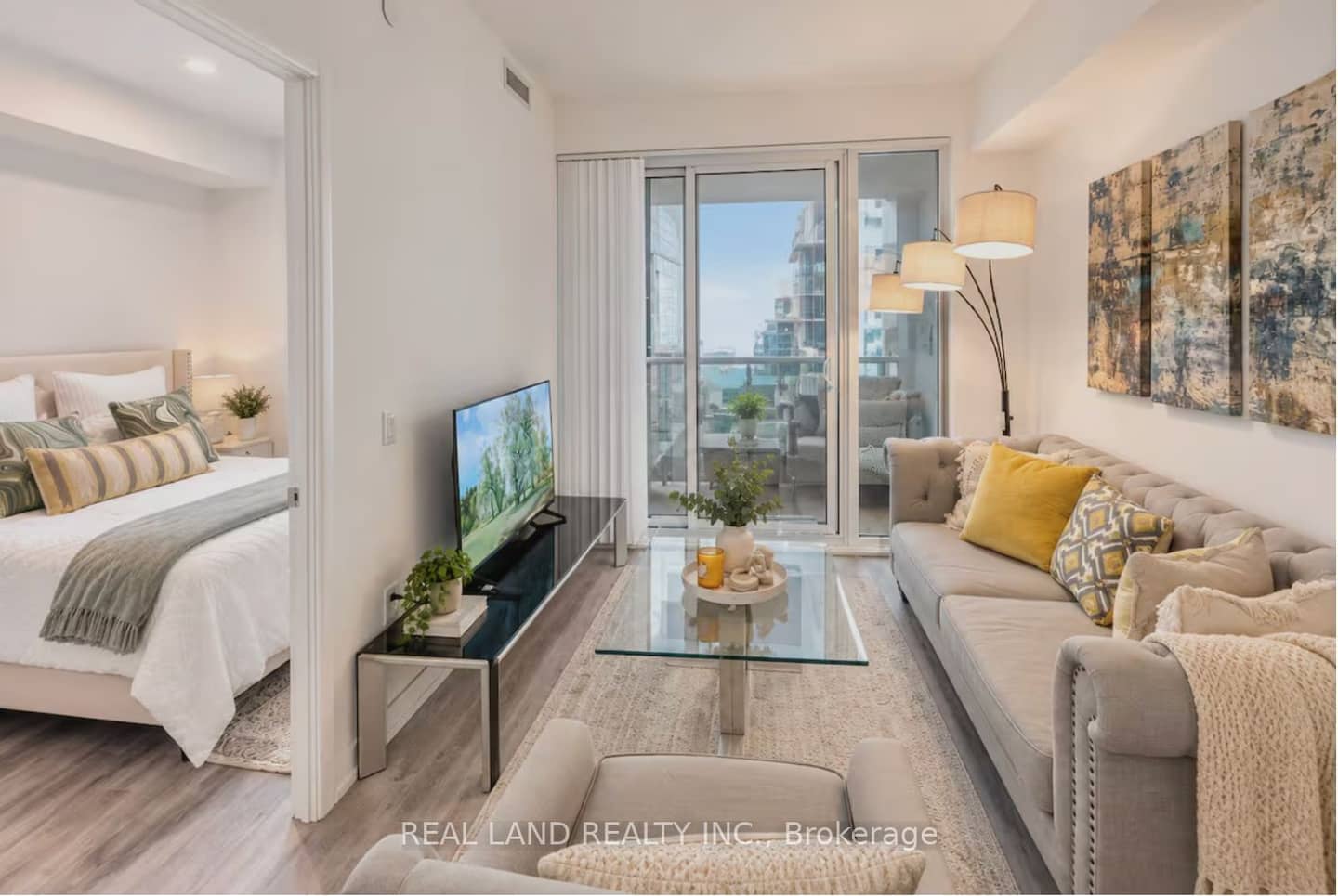 138 Downes Street 6802, Toronto, ON M5E 0E4