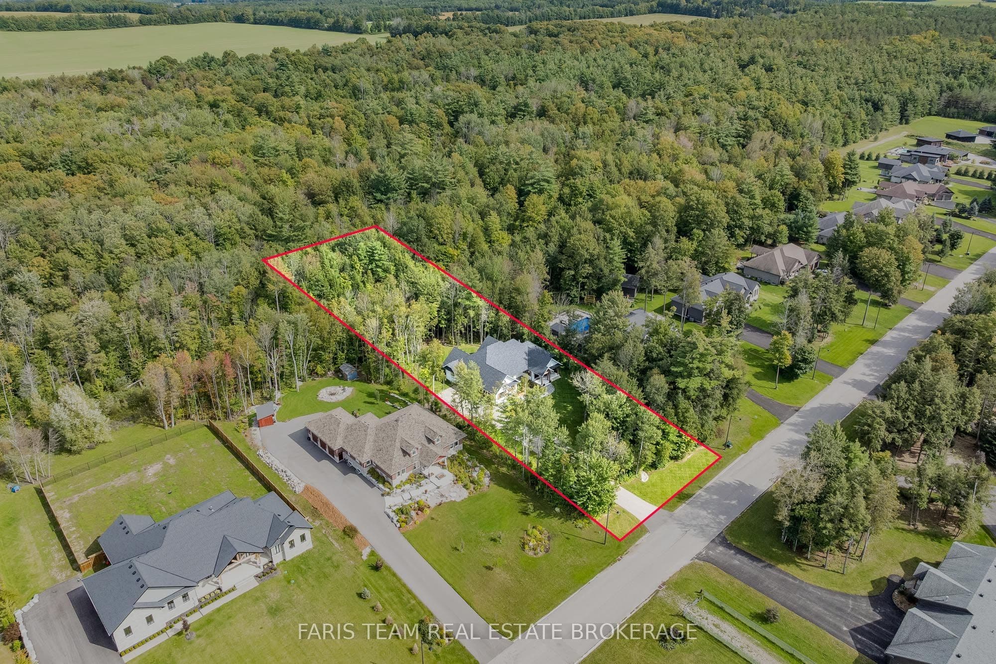 56 Marni Lane, Springwater, ON L0L 2K0