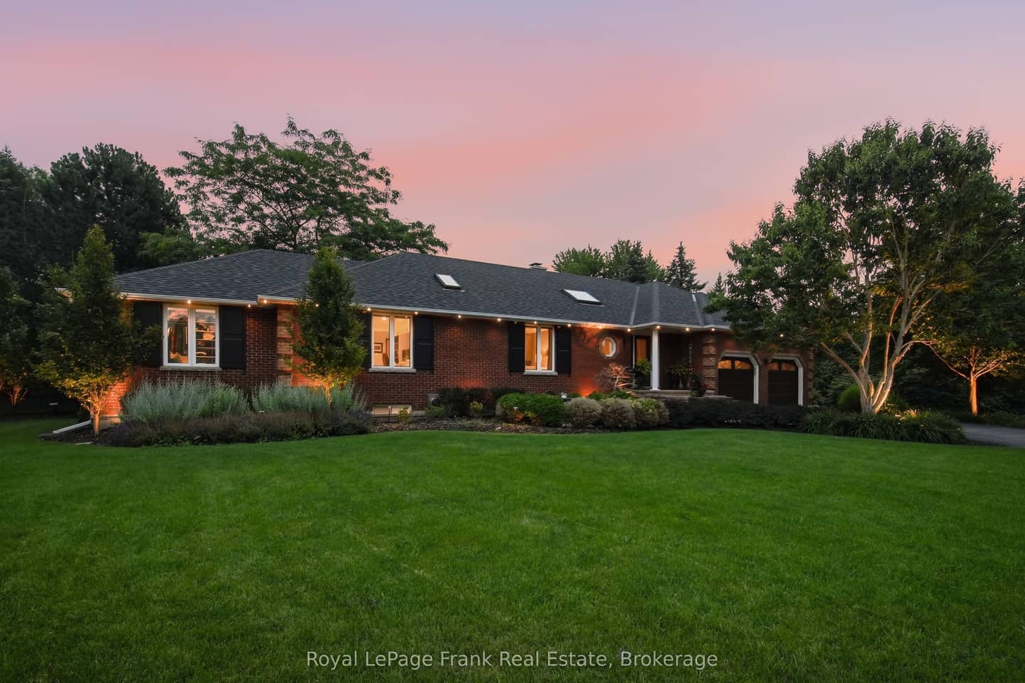 5 Craig Court, Clarington, ON L1C 4H6